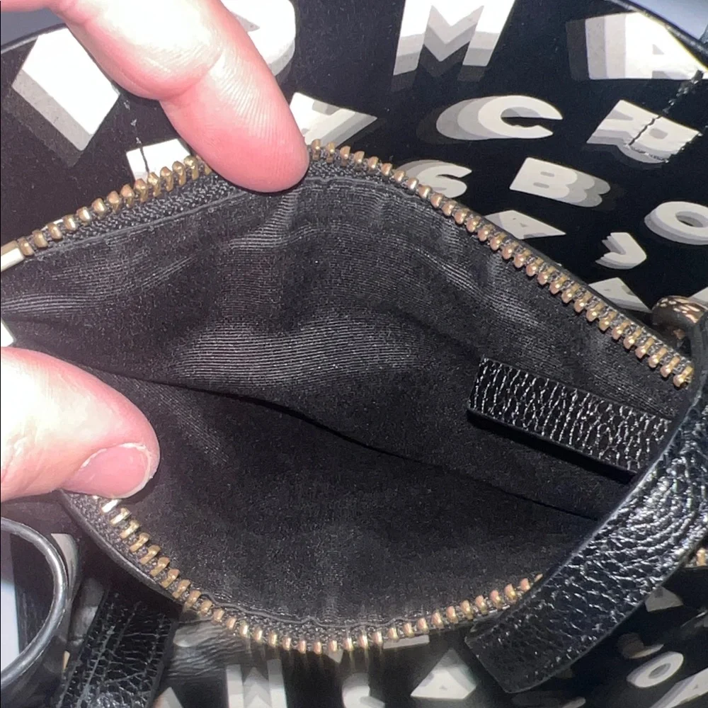 Marc Jacobs compact marc
